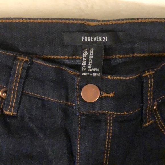 NWT FOREVER 21 Skinny Jeans - Picture 2 of 4